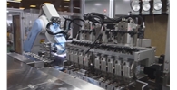 广东日成R6-0607工业机器人在自动生产线上作业